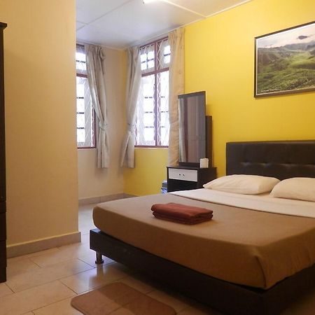 Rovers Inn Cameron Highlands Esterno foto