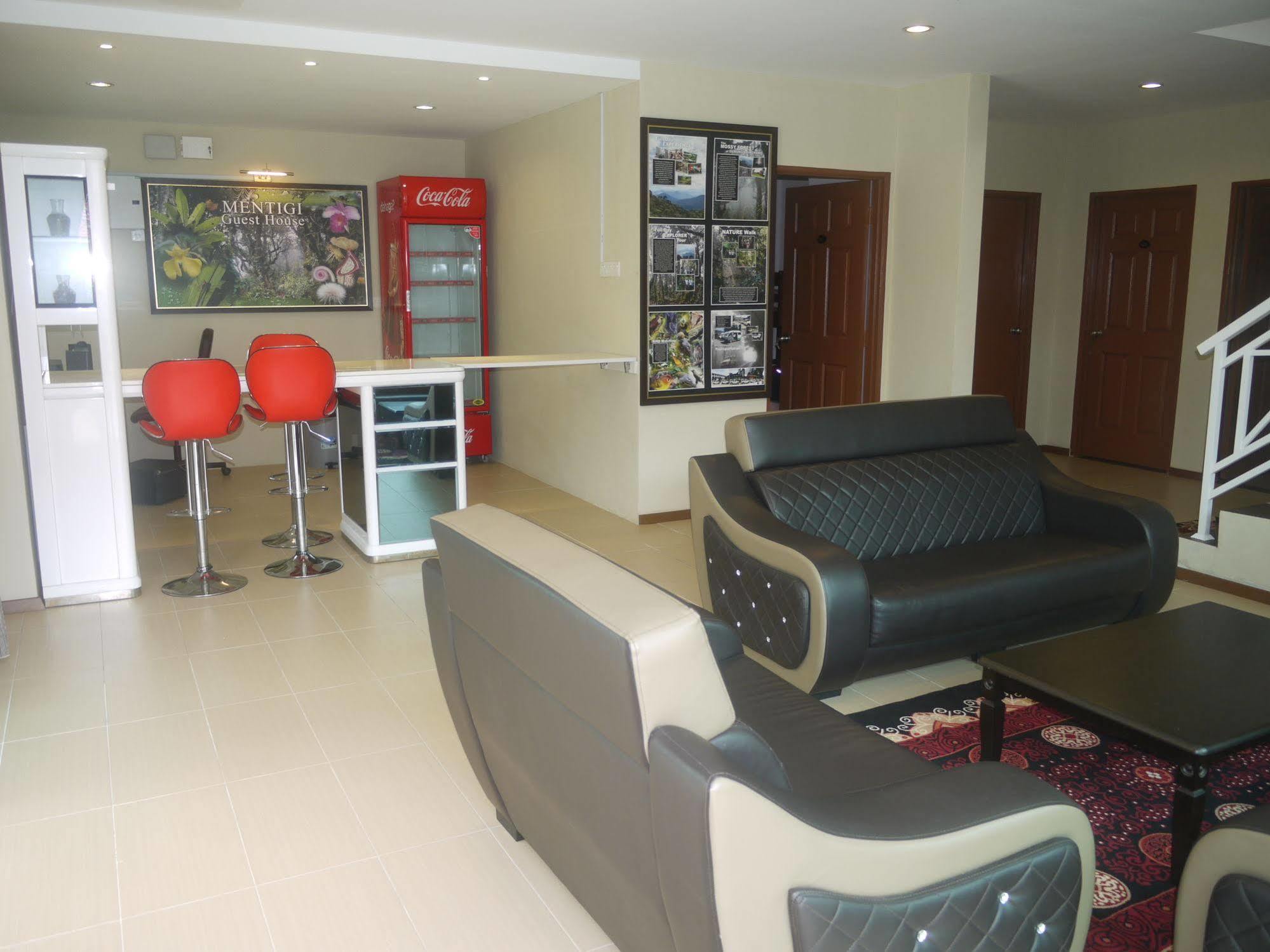 Rovers Inn Cameron Highlands Esterno foto